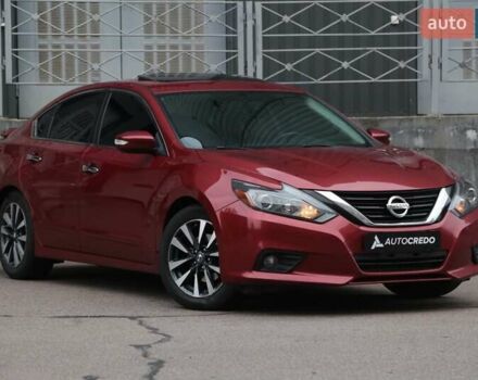 Ниссан Альтима 2016 в Киеве на Automoto.ua Красный Ниссан Альтима, объемом двигателя 2.49 л и пробегом 88 тыс. км за 11500 $, фото 1 на Automoto.ua