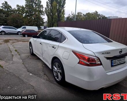 Ніссан Альтіма, об'ємом двигуна 2.5 л та пробігом 180 тис. км за 9500 $, фото 4 на Automoto.ua