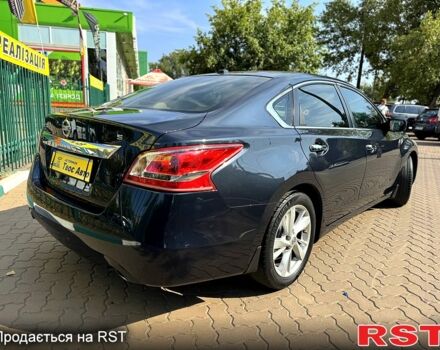 Ниссан Альтима, объемом двигателя 2.5 л и пробегом 246 тыс. км за 8800 $, фото 3 на Automoto.ua