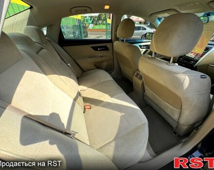 Ниссан Альтима, объемом двигателя 2.5 л и пробегом 246 тыс. км за 8800 $, фото 4 на Automoto.ua