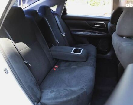 Ніссан Альтіма, об'ємом двигуна 2.5 л та пробігом 249 тис. км за 8900 $, фото 9 на Automoto.ua