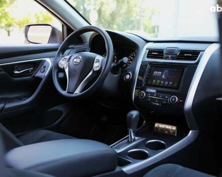 Ніссан Альтіма, об'ємом двигуна 2.5 л та пробігом 249 тис. км за 8900 $, фото 11 на Automoto.ua