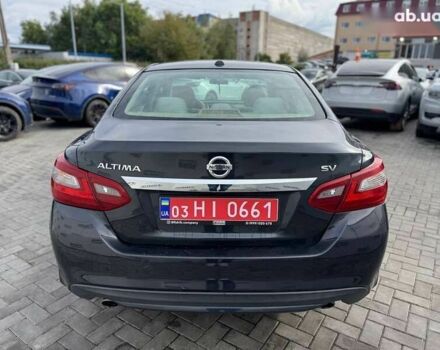 Ниссан Альтима, объемом двигателя 2.5 л и пробегом 186 тыс. км за 8800 $, фото 4 на Automoto.ua