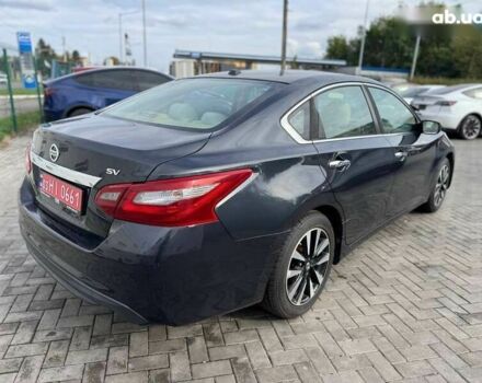 Ниссан Альтима, объемом двигателя 2.5 л и пробегом 186 тыс. км за 8800 $, фото 5 на Automoto.ua