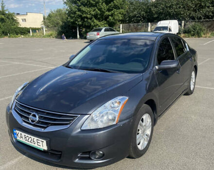 Ниссан Альтима, объемом двигателя 2.49 л и пробегом 209 тыс. км за 7800 $, фото 1 на Automoto.ua