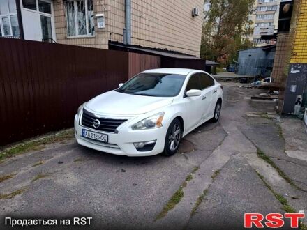 Ниссан Альтима, объемом двигателя 2.5 л и пробегом 180 тыс. км за 9500 $, фото 1 на Automoto.ua