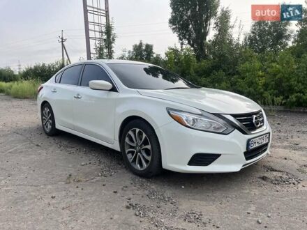 Ніссан Альтіма 2016 у Балте на Automoto.ua Ніссан Альтіма, об'ємом двигуна 2.49 л та пробігом 192 тис. км за 10300 $, фото 1 на Automoto.ua