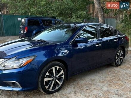 Ниссан Альтима, объемом двигателя 2.49 л и пробегом 120 тыс. км за 11000 $, фото 1 на Automoto.ua