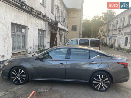 Ниссан Альтима 2019 в Днепре (Днепропетровске) на Automoto.ua Ниссан Альтима, объемом двигателя 2.49 л и пробегом 44 тыс. км за 20499 $, фото 1 на Automoto.ua