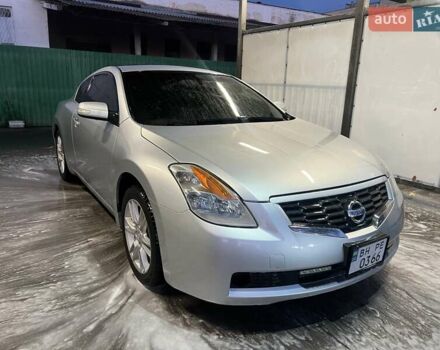 Серый Ниссан Альтима, объемом двигателя 3.5 л и пробегом 182 тыс. км за 7500 $, фото 2 на Automoto.ua