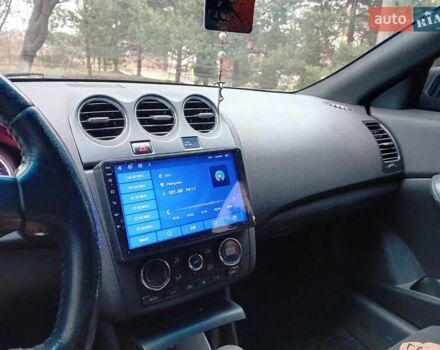 Сірий Ніссан Альтіма, об'ємом двигуна 2.5 л та пробігом 350 тис. км за 9000 $, фото 11 на Automoto.ua