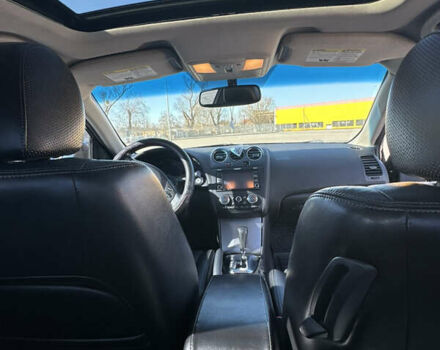 Сірий Ніссан Альтіма, об'ємом двигуна 2.5 л та пробігом 183 тис. км за 11000 $, фото 8 на Automoto.ua