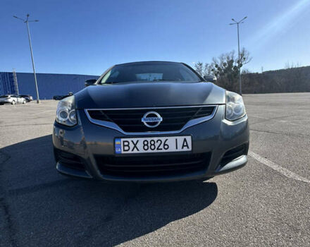 Сірий Ніссан Альтіма, об'ємом двигуна 2.5 л та пробігом 183 тис. км за 11000 $, фото 3 на Automoto.ua