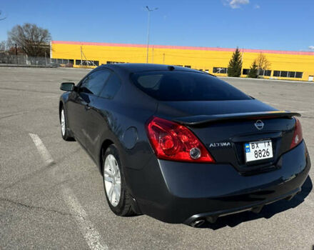 Сірий Ніссан Альтіма, об'ємом двигуна 2.5 л та пробігом 183 тис. км за 11000 $, фото 6 на Automoto.ua