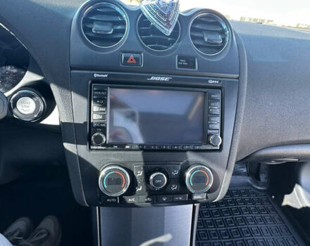 Сірий Ніссан Альтіма, об'ємом двигуна 2.5 л та пробігом 183 тис. км за 11000 $, фото 16 на Automoto.ua