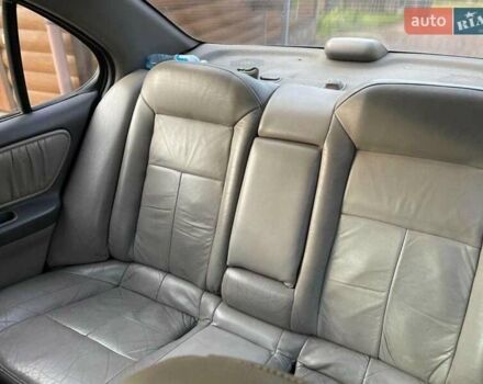 Серый Ниссан Альтима, объемом двигателя 2.4 л и пробегом 320 тыс. км за 2890 $, фото 5 на Automoto.ua