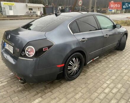 Серый Ниссан Альтима, объемом двигателя 2.49 л и пробегом 240 тыс. км за 4500 $, фото 13 на Automoto.ua