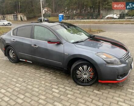 Серый Ниссан Альтима, объемом двигателя 2.49 л и пробегом 240 тыс. км за 4500 $, фото 18 на Automoto.ua