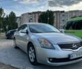 Сірий Ніссан Альтіма, об'ємом двигуна 2.5 л та пробігом 320 тис. км за 4515 $, фото 1 на Automoto.ua