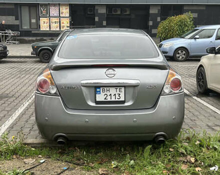 Серый Ниссан Альтима, объемом двигателя 2.5 л и пробегом 229 тыс. км за 6400 $, фото 3 на Automoto.ua