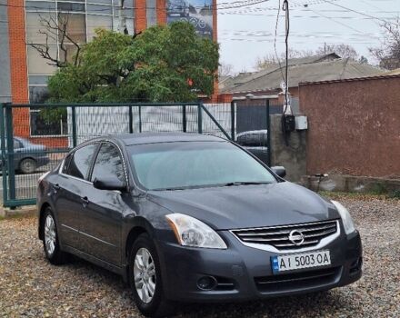 Серый Ниссан Альтима, объемом двигателя 2.5 л и пробегом 183 тыс. км за 6450 $, фото 1 на Automoto.ua