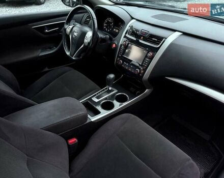 Серый Ниссан Альтима, объемом двигателя 2.49 л и пробегом 211 тыс. км за 9700 $, фото 46 на Automoto.ua