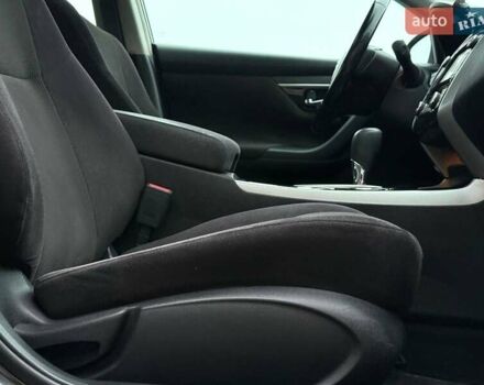 Серый Ниссан Альтима, объемом двигателя 2.49 л и пробегом 211 тыс. км за 9700 $, фото 45 на Automoto.ua