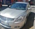 Серый Ниссан Альтима, объемом двигателя 2.5 л и пробегом 310 тыс. км за 6500 $, фото 1 на Automoto.ua