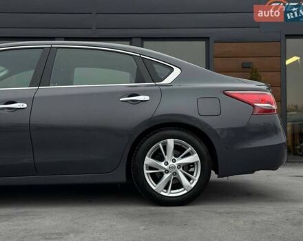 Серый Ниссан Альтима, объемом двигателя 2.49 л и пробегом 211 тыс. км за 9700 $, фото 8 на Automoto.ua