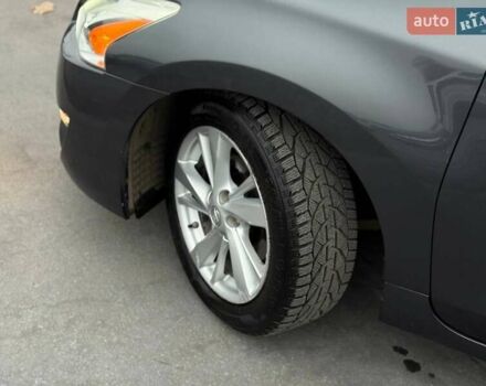 Серый Ниссан Альтима, объемом двигателя 2.49 л и пробегом 211 тыс. км за 9700 $, фото 3 на Automoto.ua