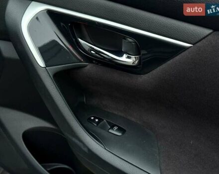 Серый Ниссан Альтима, объемом двигателя 2.49 л и пробегом 211 тыс. км за 9700 $, фото 44 на Automoto.ua