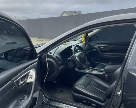 Серый Ниссан Альтима, объемом двигателя 2.5 л и пробегом 273 тыс. км за 9300 $, фото 7 на Automoto.ua