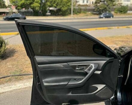 Серый Ниссан Альтима, объемом двигателя 2.5 л и пробегом 235 тыс. км за 7999 $, фото 28 на Automoto.ua