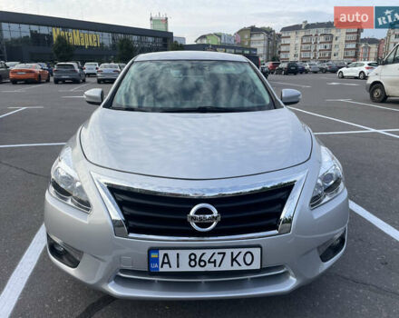 Ниссан Альтима 2013 в Киеве на Automoto.ua Серый Ниссан Альтима, объемом двигателя 2.5 л и пробегом 261 тыс. км за 7250 $, фото 1 на Automoto.ua