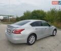 Серый Ниссан Альтима, объемом двигателя 2.5 л и пробегом 240 тыс. км за 8900 $, фото 4 на Automoto.ua