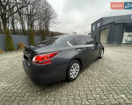 Серый Ниссан Альтима, объемом двигателя 2.5 л и пробегом 273 тыс. км за 9300 $, фото 3 на Automoto.ua