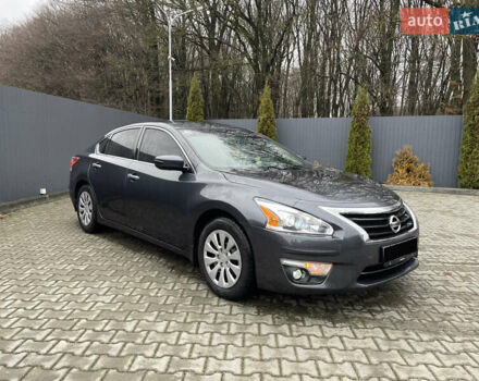 Серый Ниссан Альтима, объемом двигателя 2.5 л и пробегом 273 тыс. км за 9300 $, фото 4 на Automoto.ua