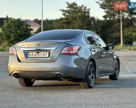 Сірий Ніссан Альтіма, об'ємом двигуна 2.49 л та пробігом 193 тис. км за 10000 $, фото 9 на Automoto.ua