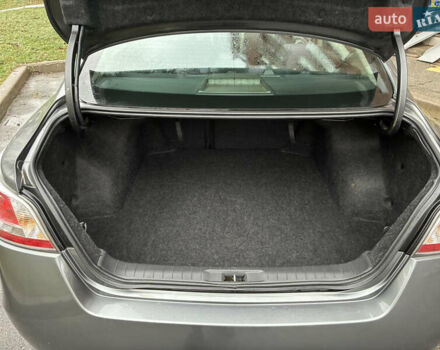 Серый Ниссан Альтима, объемом двигателя 2.49 л и пробегом 136 тыс. км за 8500 $, фото 12 на Automoto.ua