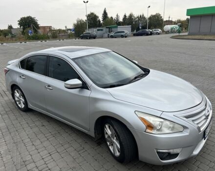 Сірий Ніссан Альтіма, об'ємом двигуна 2.5 л та пробігом 285 тис. км за 8900 $, фото 1 на Automoto.ua