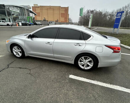 Сірий Ніссан Альтіма, об'ємом двигуна 2.49 л та пробігом 162 тис. км за 11000 $, фото 6 на Automoto.ua