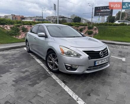 Серый Ниссан Альтима, объемом двигателя 2.5 л и пробегом 320 тыс. км за 8800 $, фото 6 на Automoto.ua