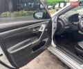 Серый Ниссан Альтима, объемом двигателя 2.5 л и пробегом 320 тыс. км за 8800 $, фото 20 на Automoto.ua