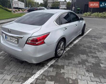 Серый Ниссан Альтима, объемом двигателя 2.5 л и пробегом 320 тыс. км за 8800 $, фото 9 на Automoto.ua