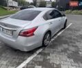 Серый Ниссан Альтима, объемом двигателя 2.5 л и пробегом 320 тыс. км за 8800 $, фото 9 на Automoto.ua