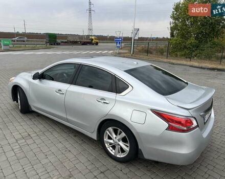 Сірий Ніссан Альтіма, об'ємом двигуна 2.5 л та пробігом 285 тис. км за 8900 $, фото 4 на Automoto.ua