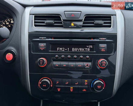 Сірий Ніссан Альтіма, об'ємом двигуна 2.49 л та пробігом 255 тис. км за 10490 $, фото 22 на Automoto.ua