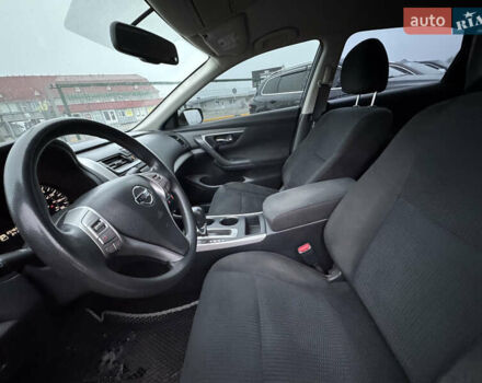 Сірий Ніссан Альтіма, об'ємом двигуна 2.49 л та пробігом 255 тис. км за 10490 $, фото 17 на Automoto.ua