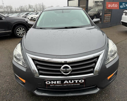 Сірий Ніссан Альтіма, об'ємом двигуна 2.49 л та пробігом 255 тис. км за 10490 $, фото 3 на Automoto.ua