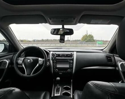 Сірий Ніссан Альтіма, об'ємом двигуна 2.5 л та пробігом 285 тис. км за 8900 $, фото 12 на Automoto.ua